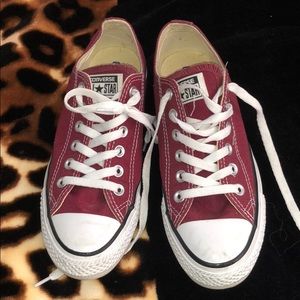 Converse Shoes - Converse All-Star Chuck Taylors Converse Shoes - Converse All-Star Chuck Taylors